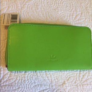 NWT Vera Bradley Baekgaard leather wallet